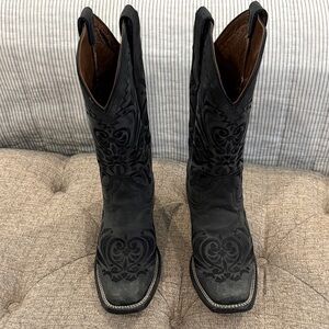 Circle G Black Embroidered Cowboy Boots
